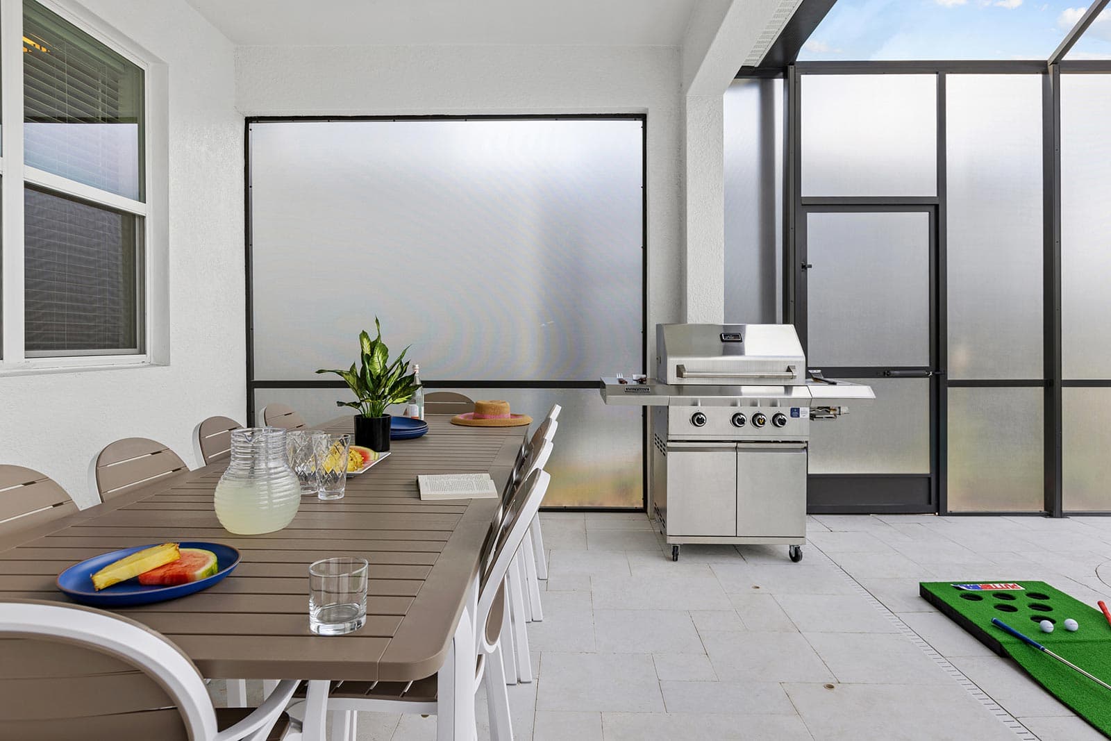 Colossal Court - Image 8