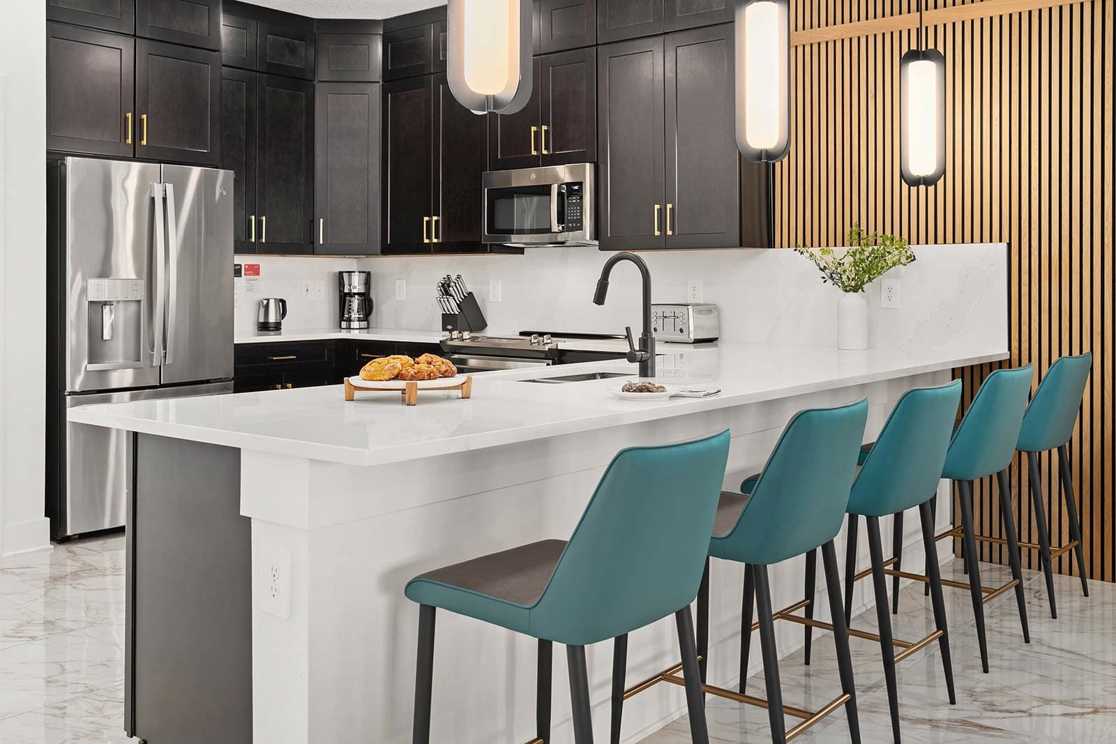 Glorious Getaway - Image 5