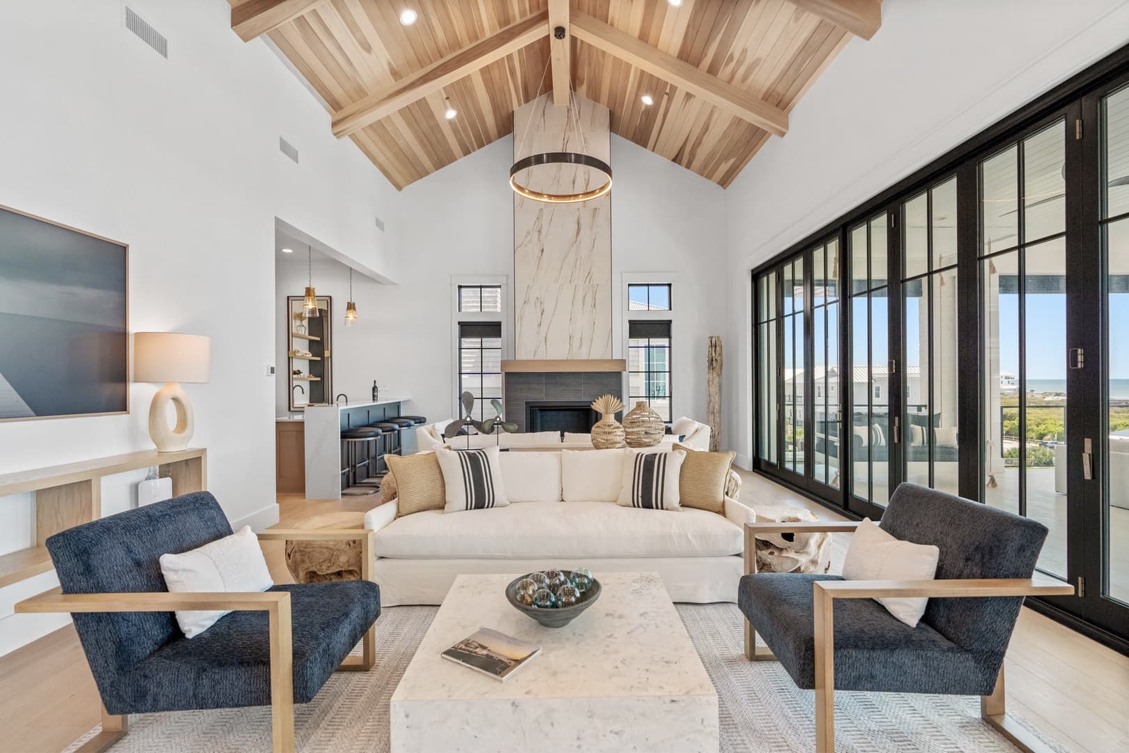 Grand Pearl - Image 116