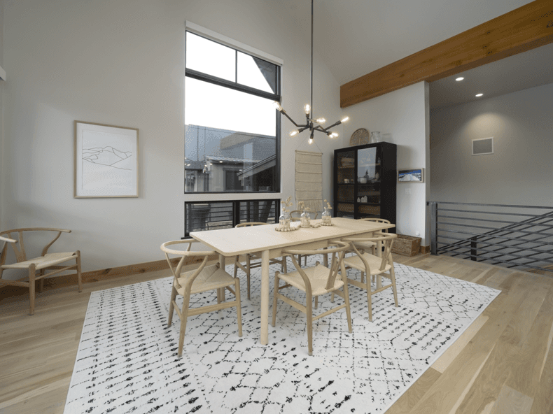 Whale's Tail Watch - Image 5