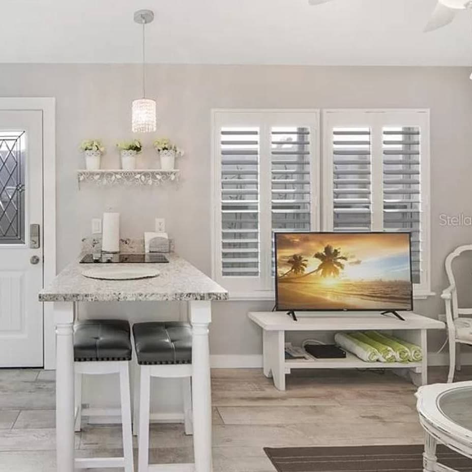 Island Vibes Cottage