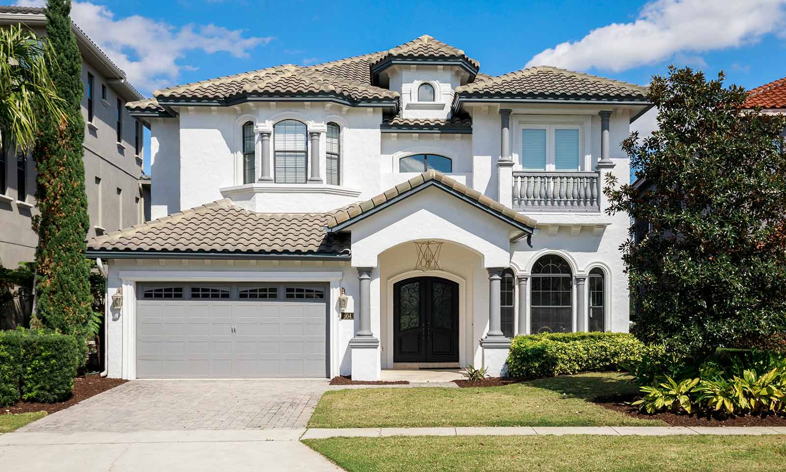 Elegant View Estate - Image 2