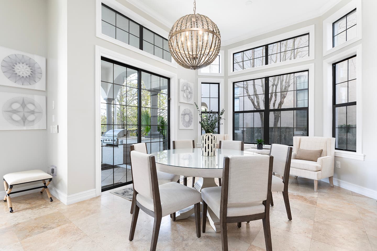 Elegant View Estate - Image 4