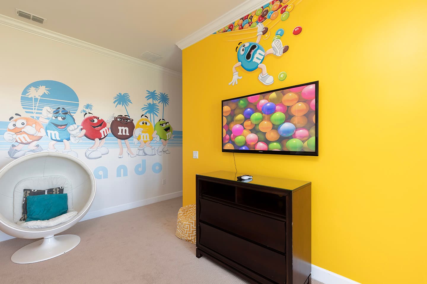 Sun-Touched Haven - Image 15