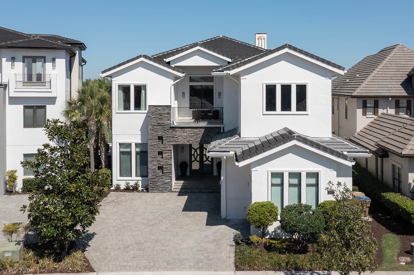 Sun-Touched Haven - Image 41