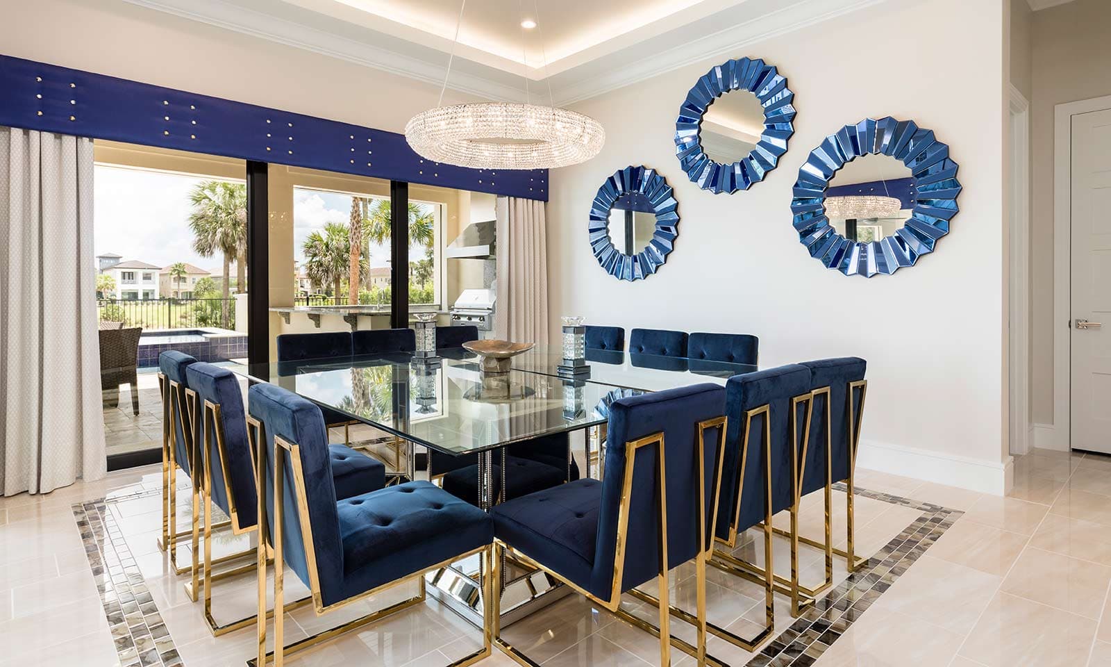 Luxurious Oasis - Image 10