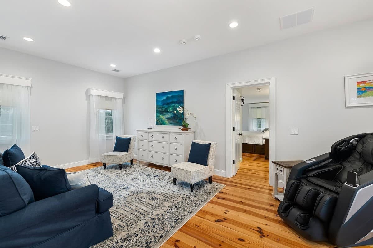 Brewster Barefoot Bliss - Image 33