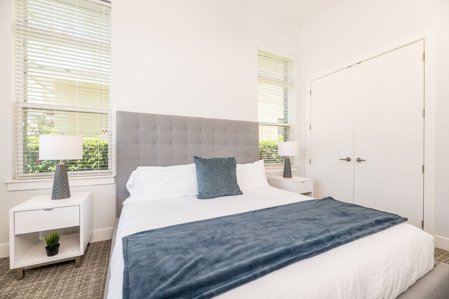 The Marvelously Mod Villa - Image 14