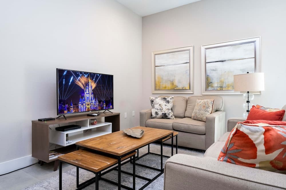 Fantasy Friends Villa - Image 4