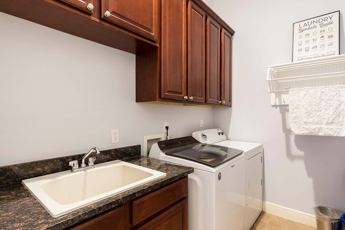 Gorgeous Golf-View Villa - Image 44