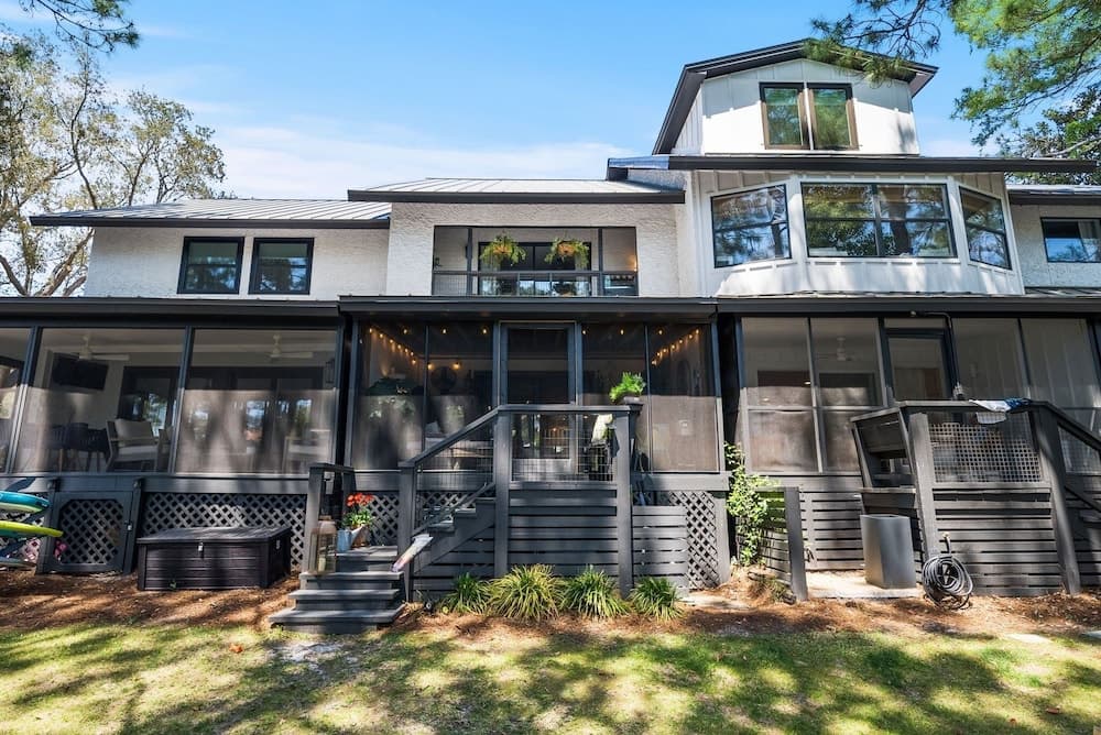 Simply Seagrove - Image 1