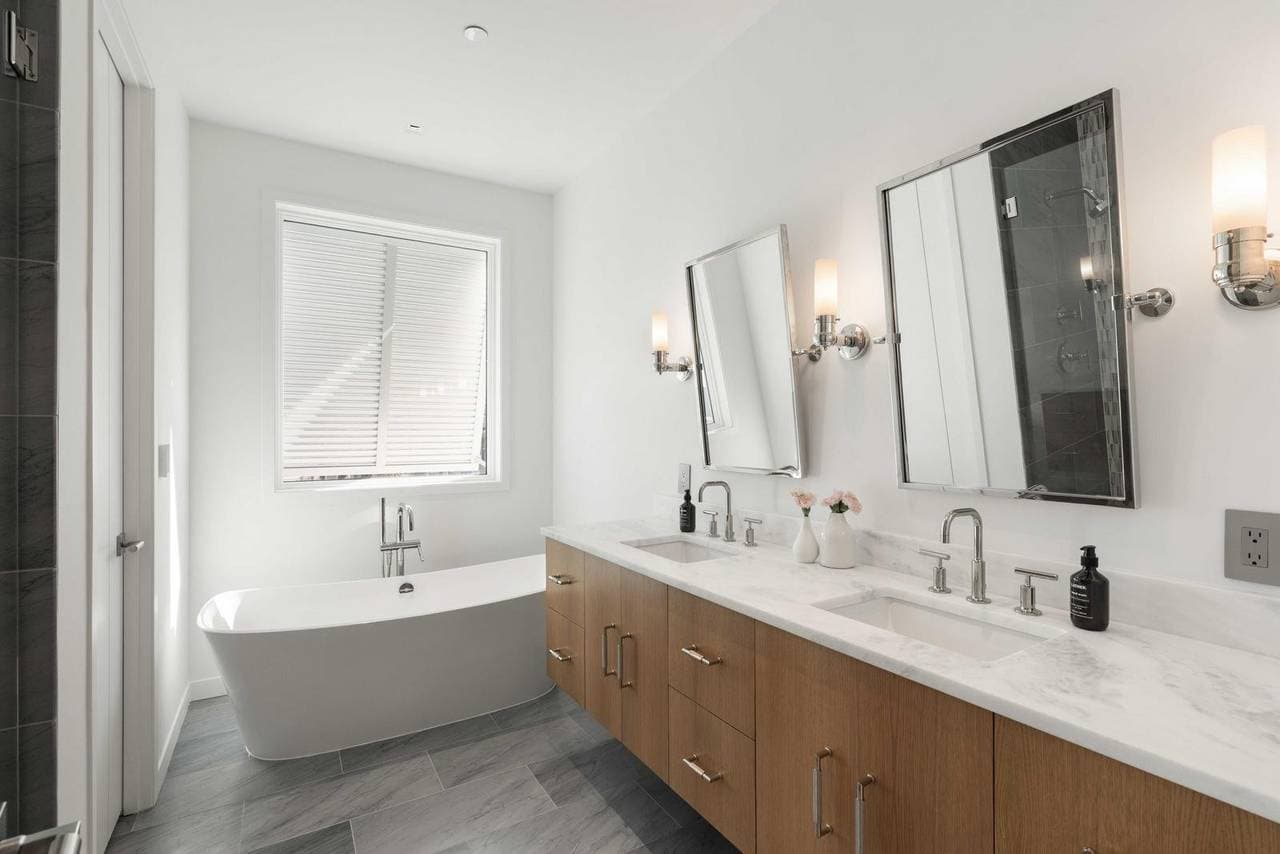 Grand Pavilion by the Sea - Image 49