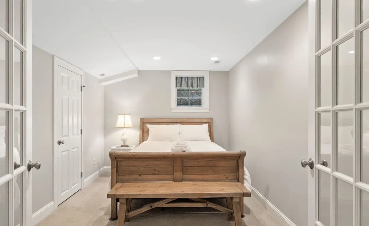 Barefoot Bungalow - Image 30