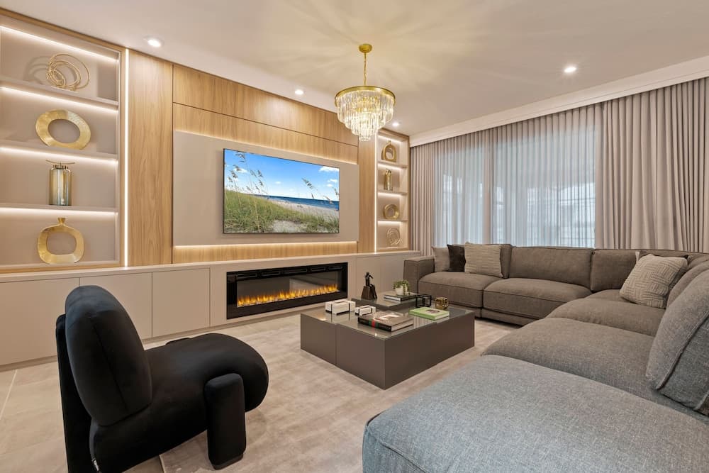 Salty Winds Oasis - Image 1