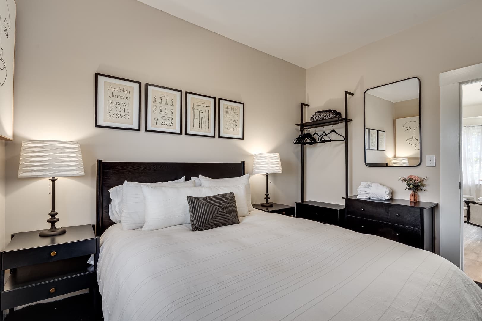 Guest House at Dalya Estate - Image 15