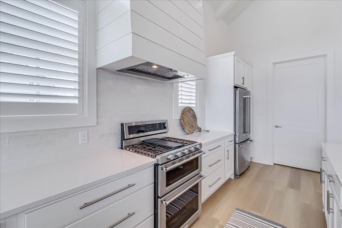 Walking on Sunshine - Image 8