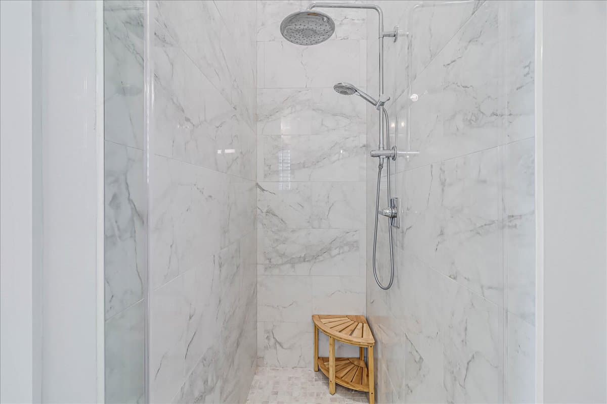 Walking on Sunshine - Image 37