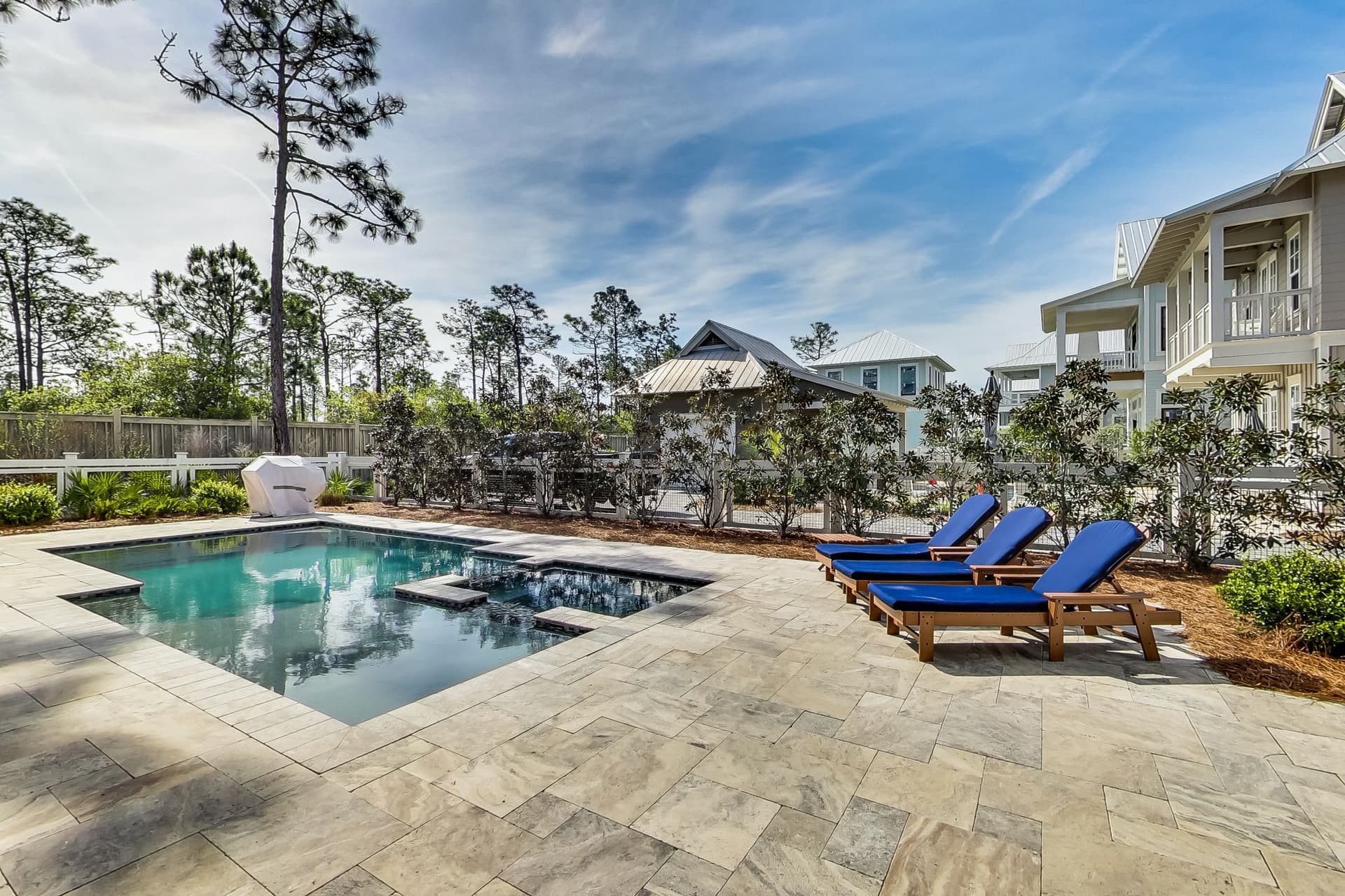 Sunny Side Up Villa - Image 2