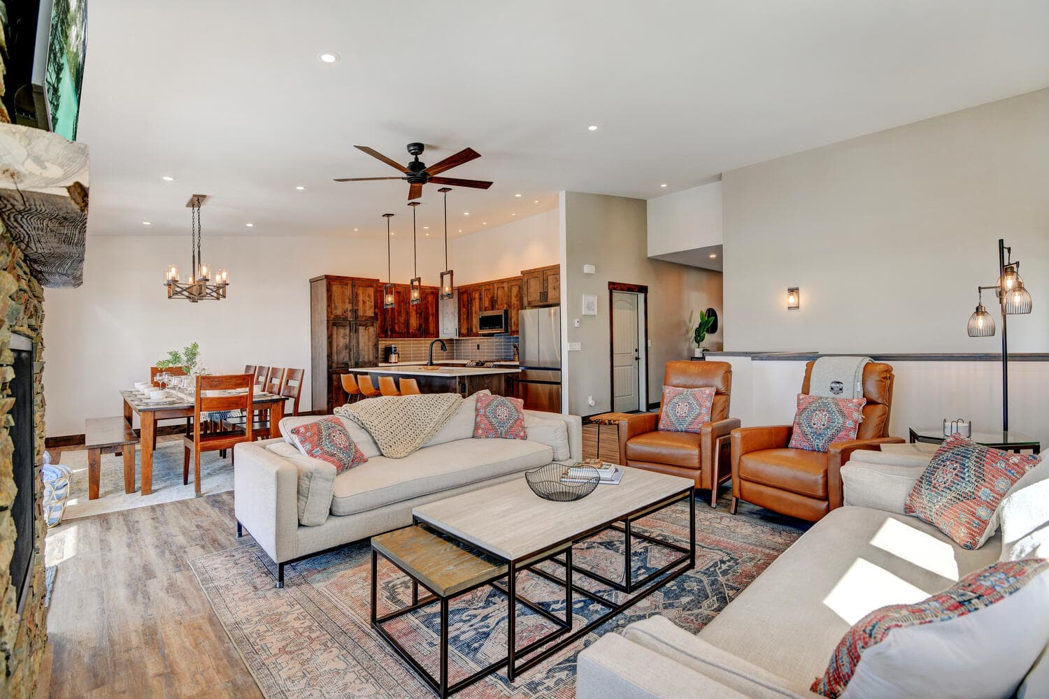 Waterside Villa #8B - Image 4