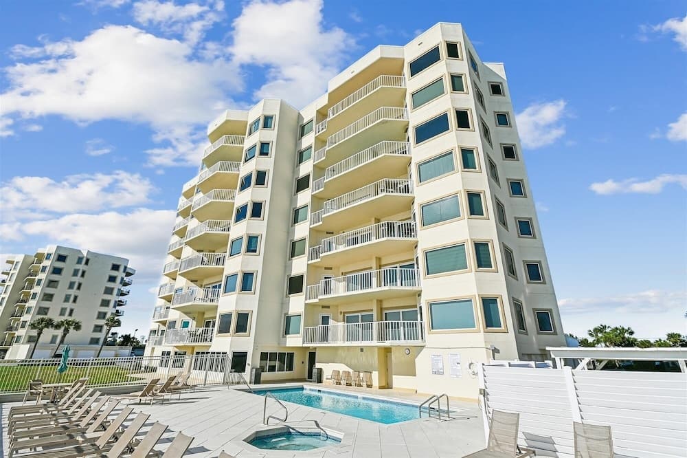 Waterview Towers #732 - Image 3