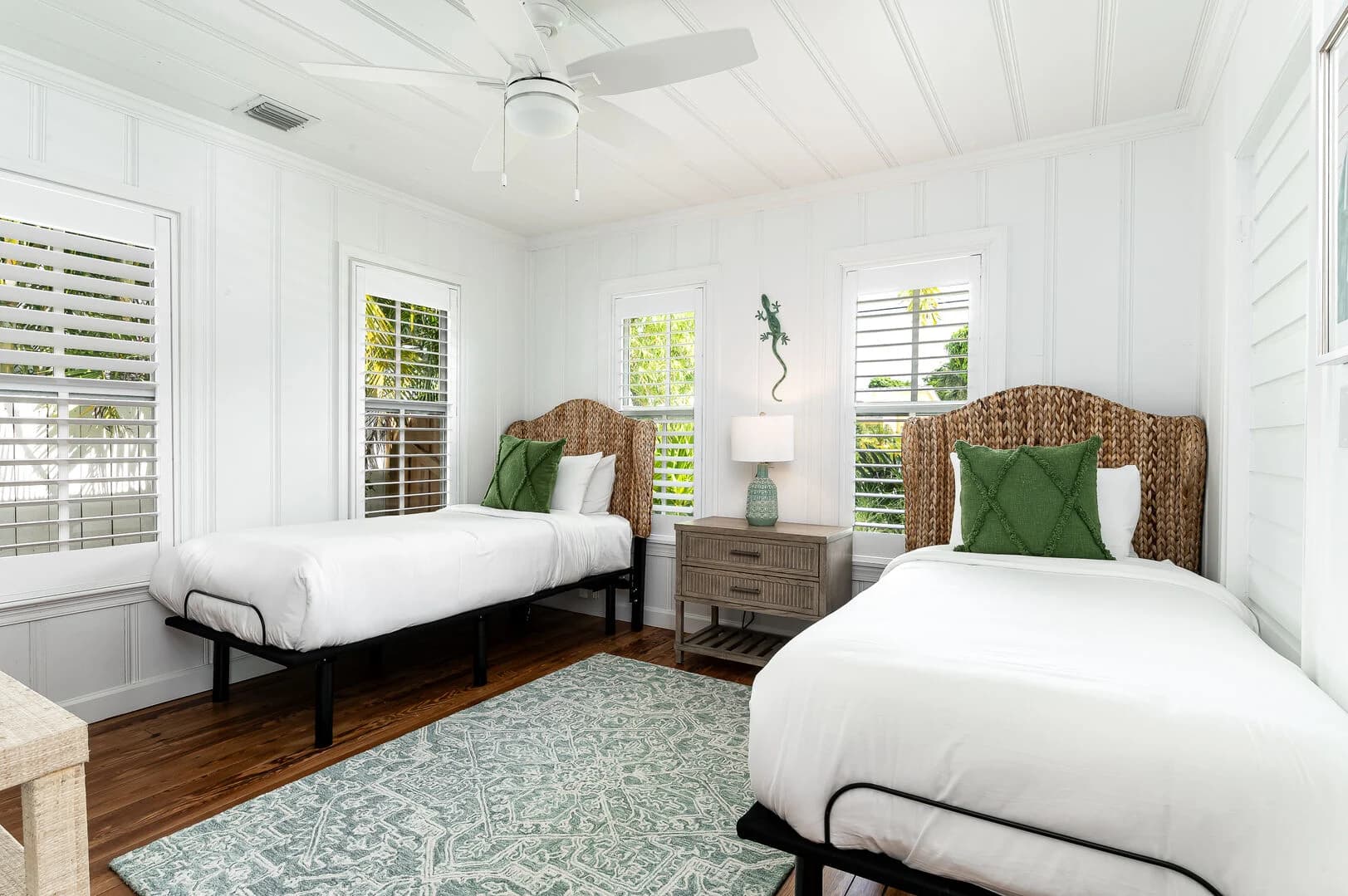 Delray Bliss - Image 30