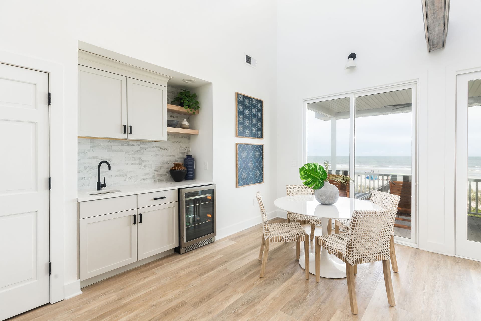 Humphrey's Hideaway - Image 19