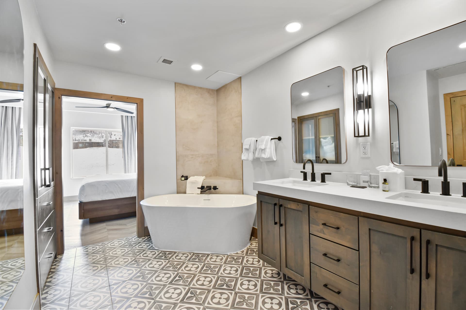 Westgate Condo #4406 - Image 5