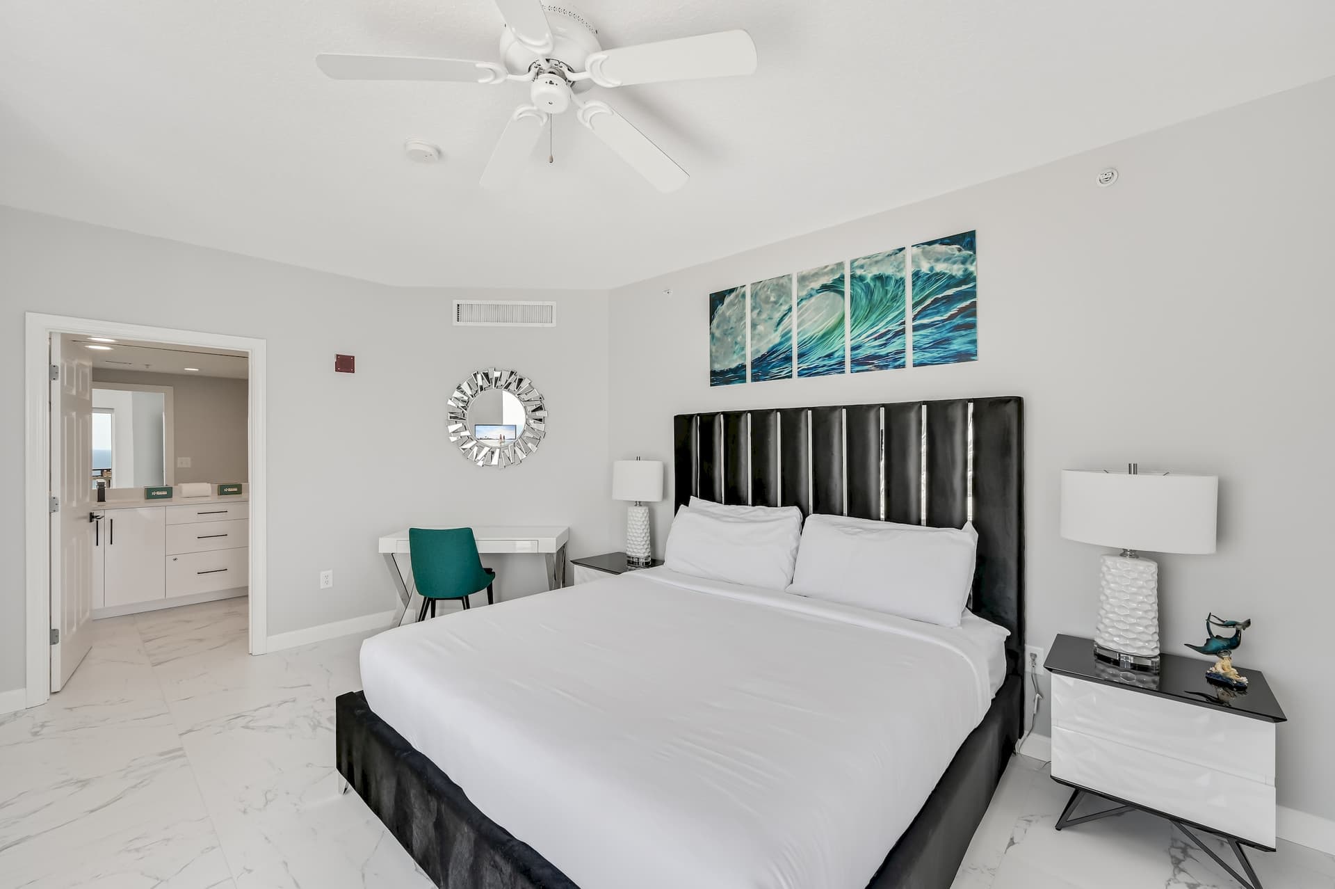 Modern Westwinds Home - Image 11