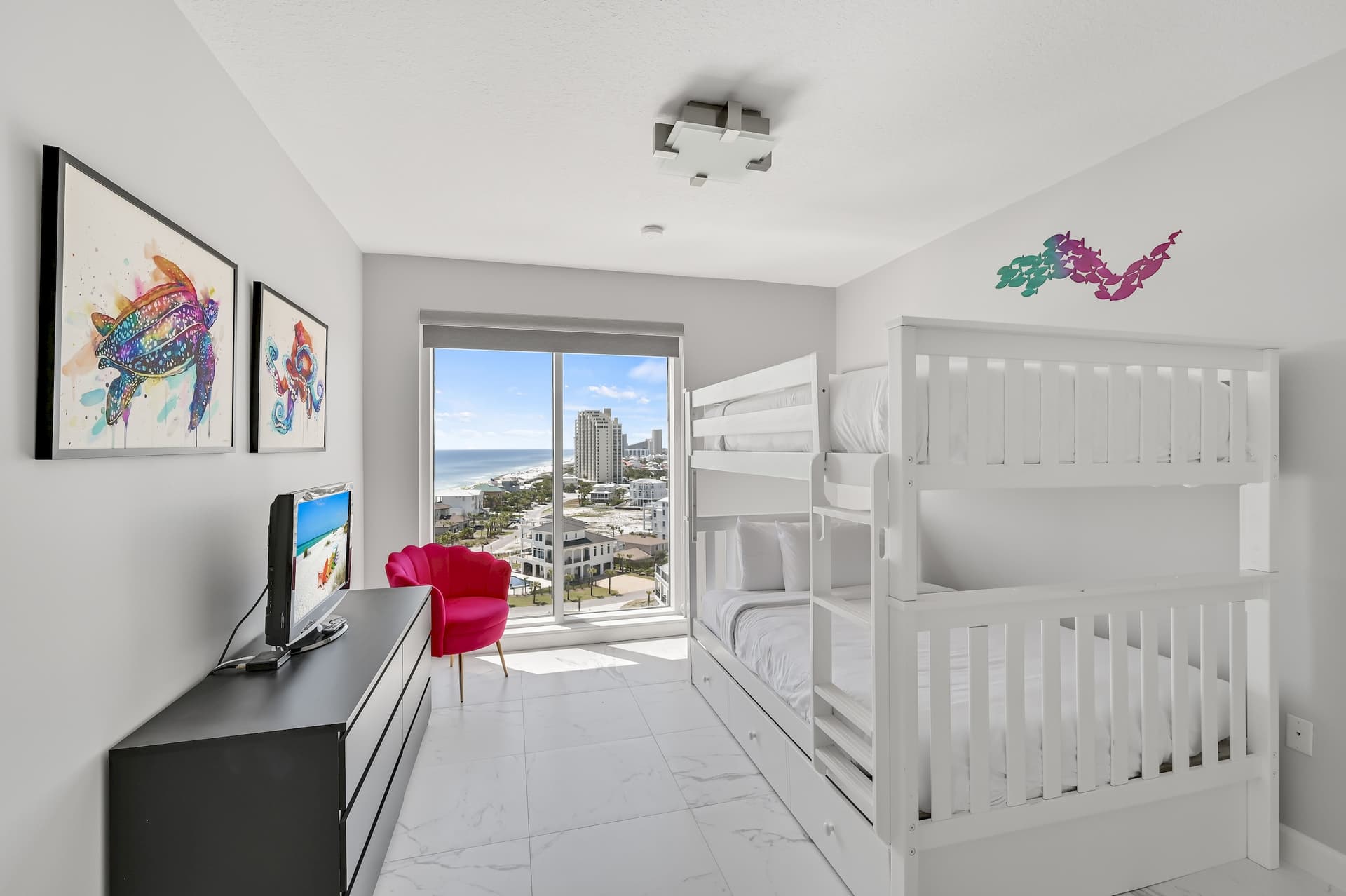 Modern Westwinds Home - Image 21