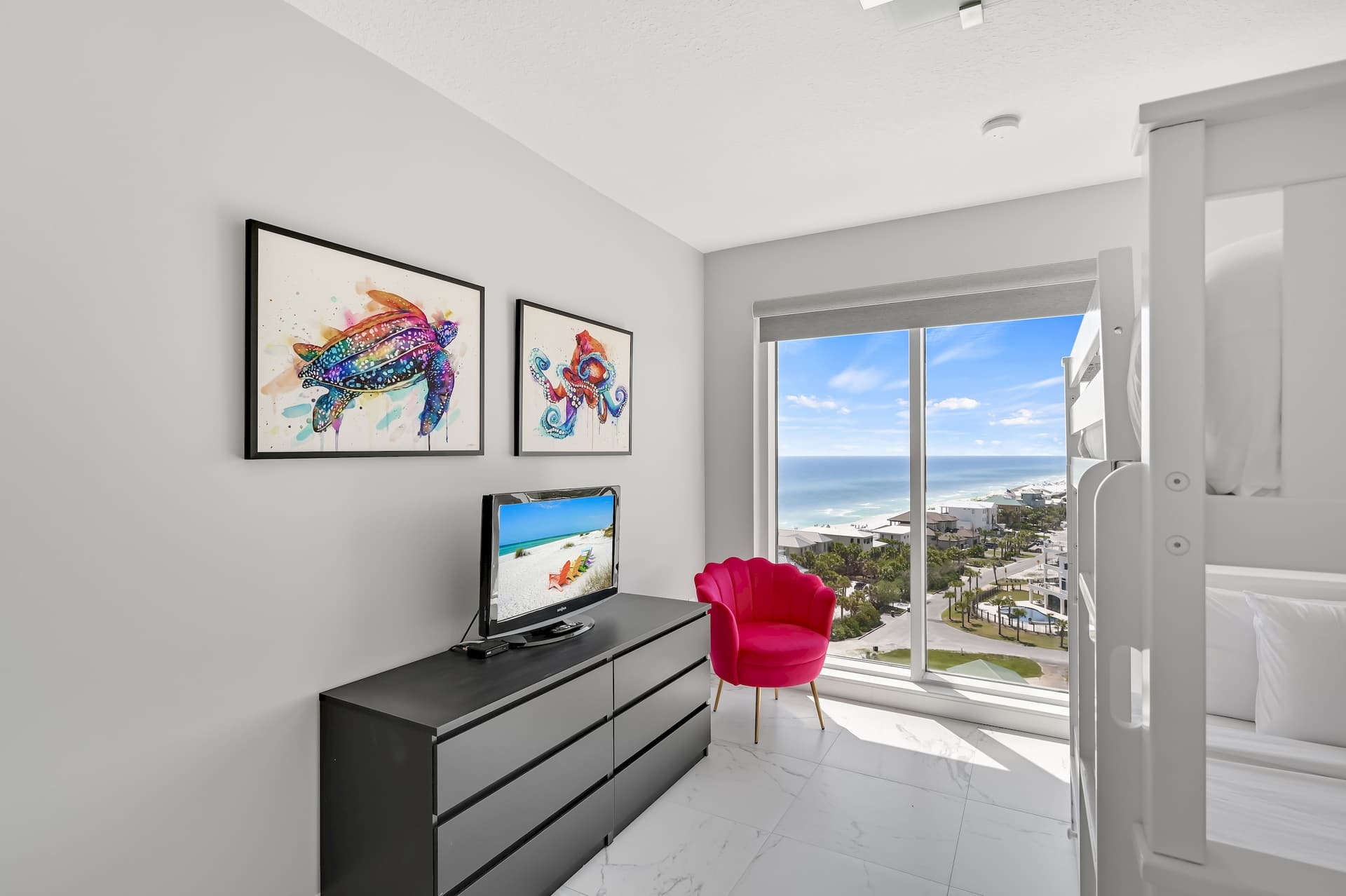 Modern Westwinds Home - Image 22