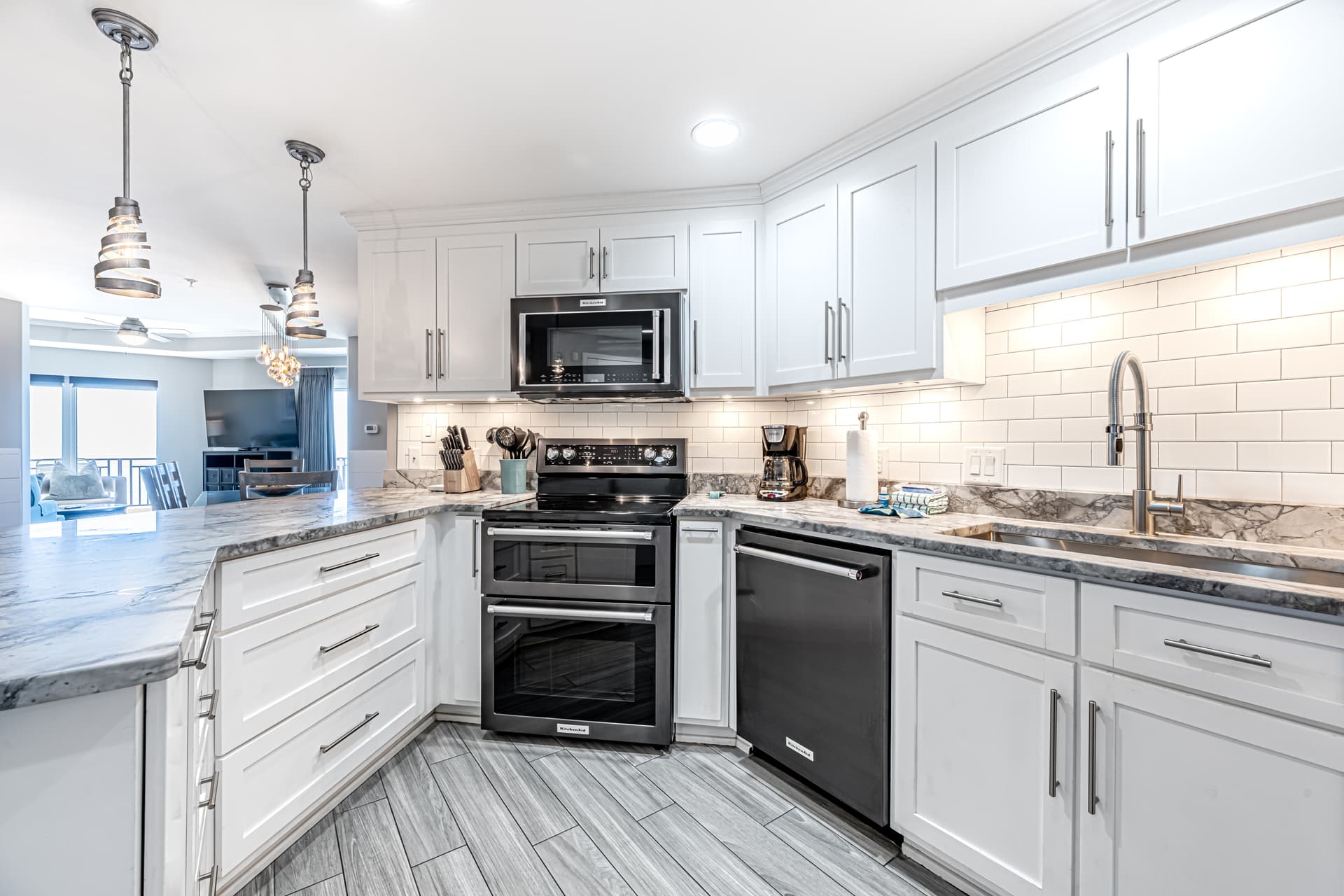 Yellow Sails Residence - Image 6