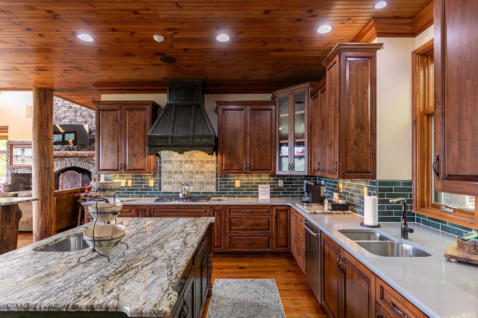 Overlook Estate in The Farm - Image 12