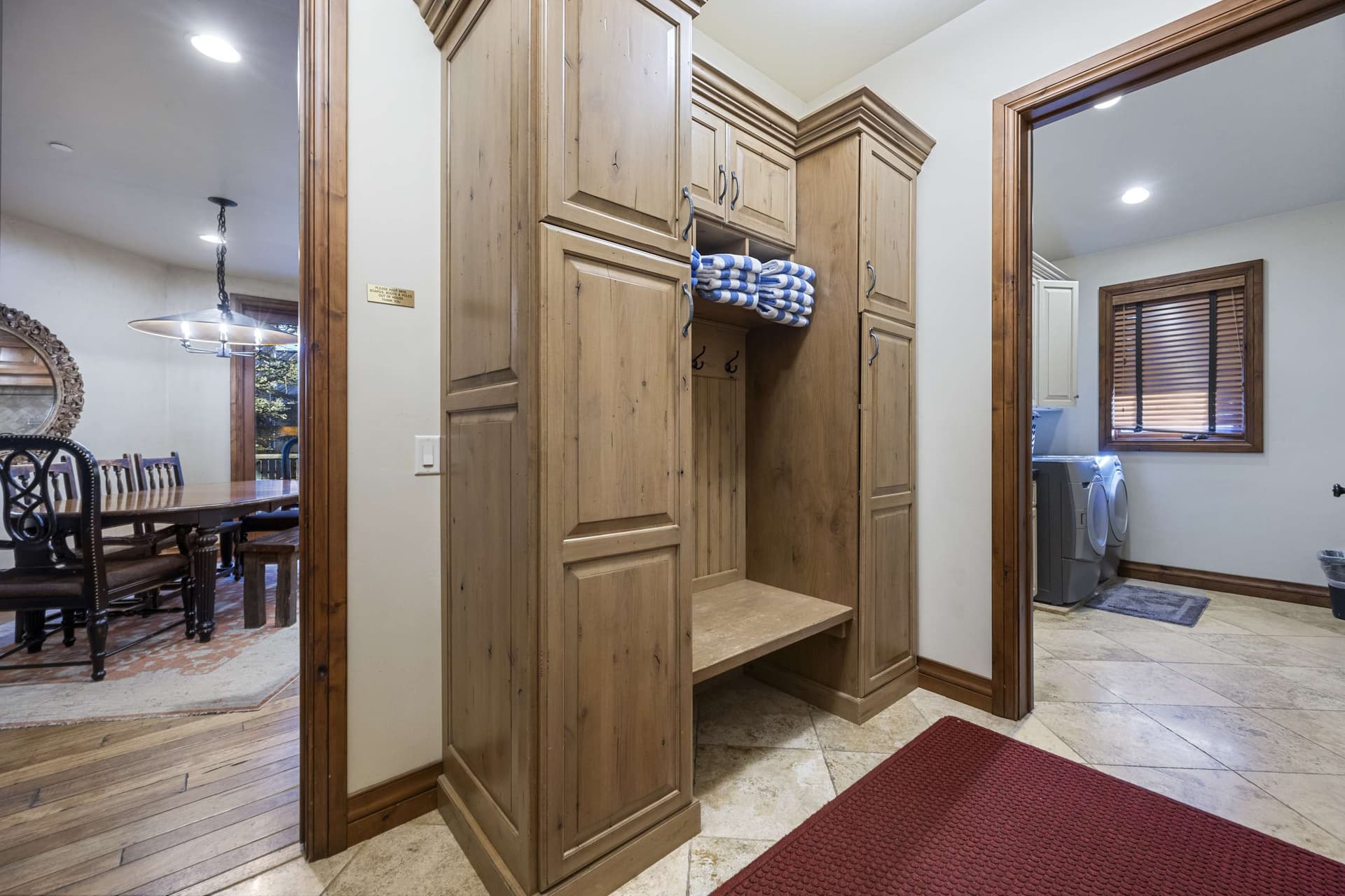 Luxury Mountain Retreat - Image 11