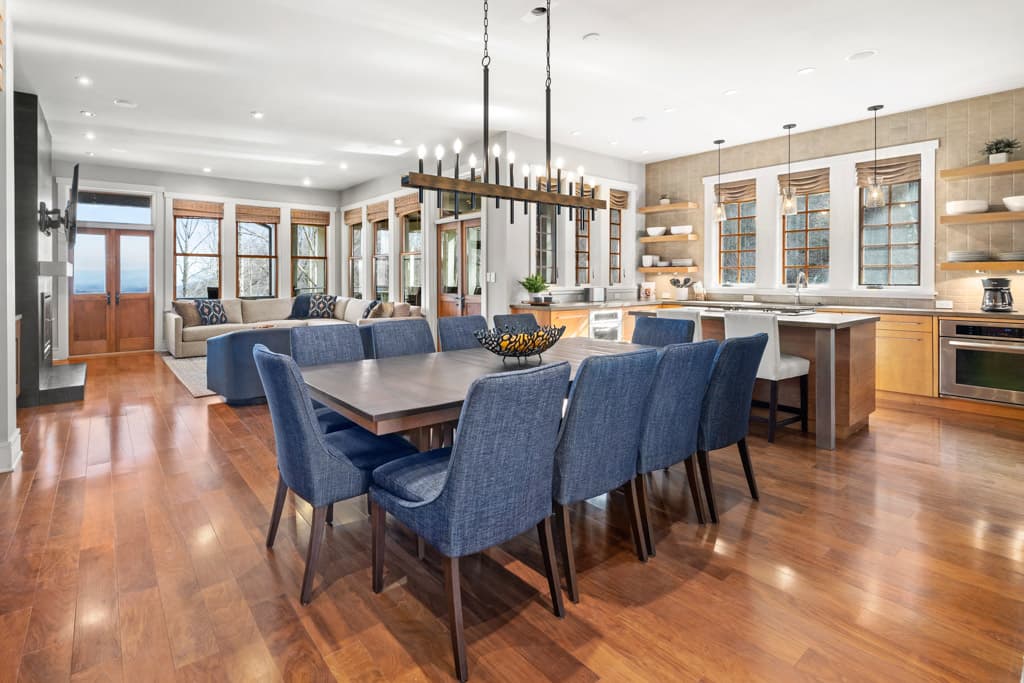 Whisper Mountain Lodge - Image 3