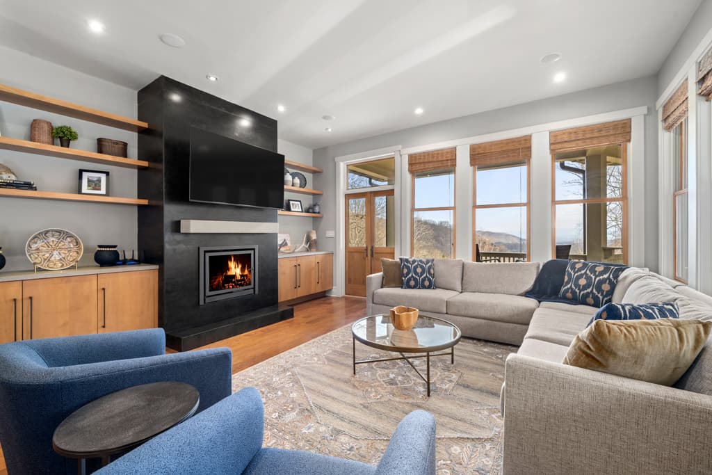 Whisper Mountain Lodge - Image 4