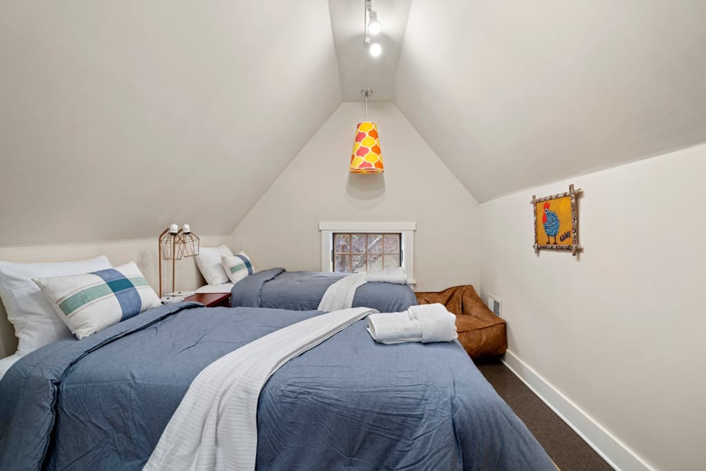 Whisper Mountain Lodge - Image 36