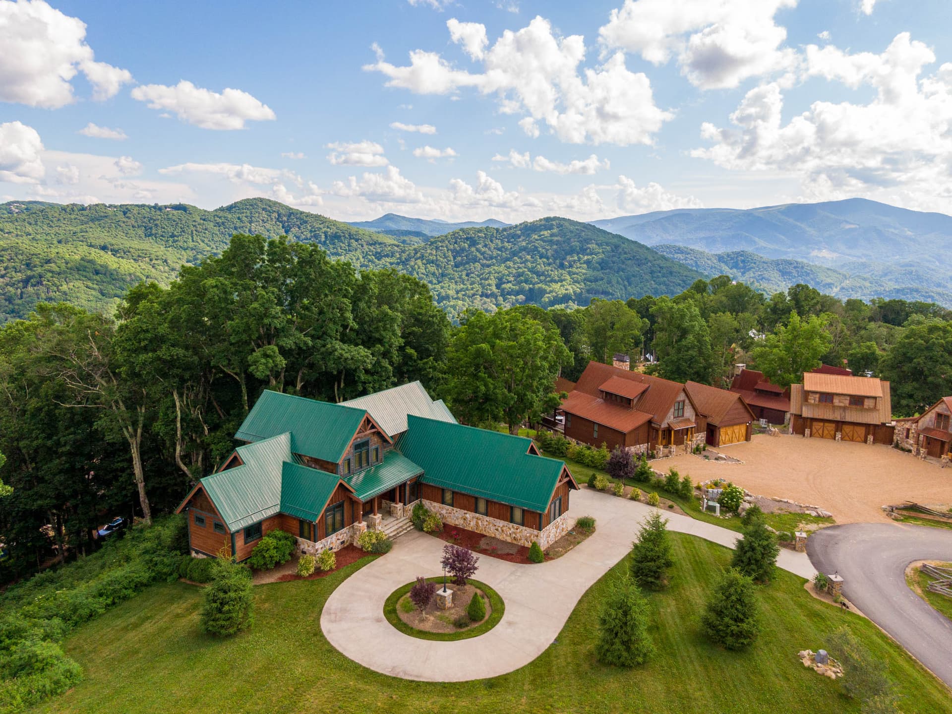 White Eagle Lodge - Image 3