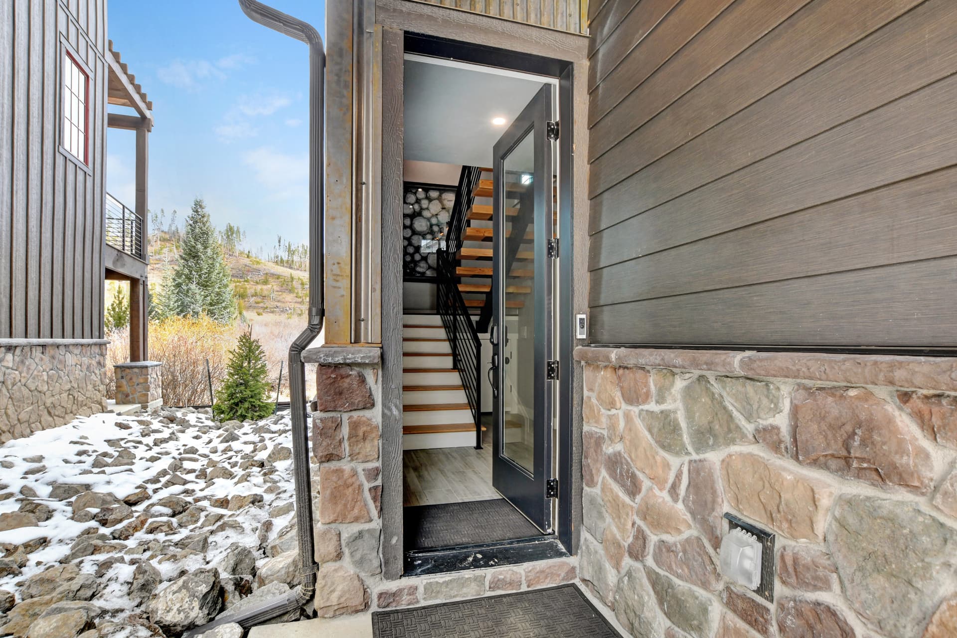 Wilds Roof Top Villa #104 - Image 7