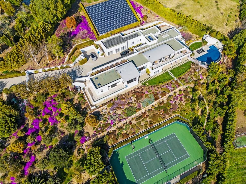 Winding Way Villa - Image 3