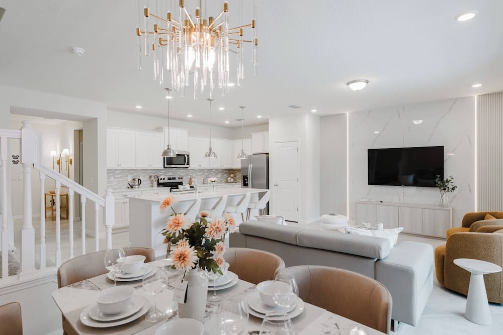 Windsor Cay - Image 7