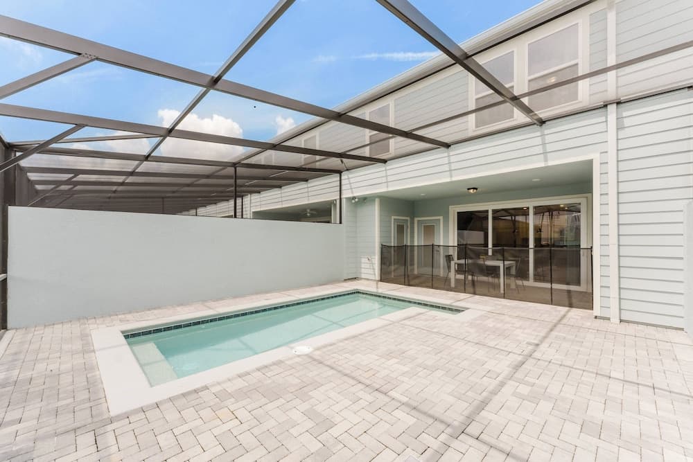 Windsor Cay - Image 42