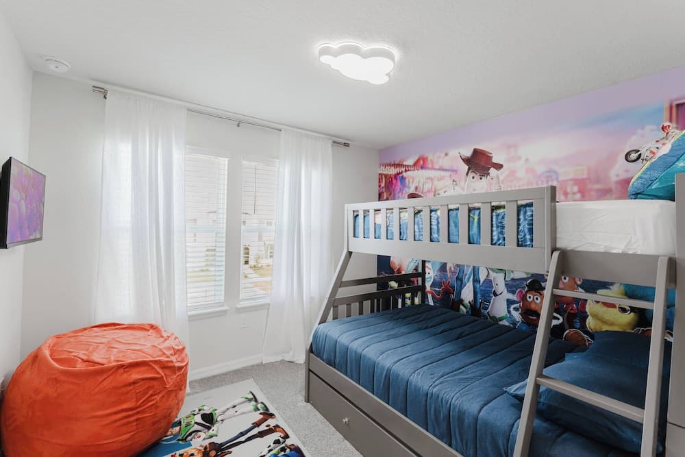 Windsor Cay - Image 25