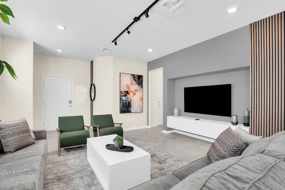 Azure Escape Manor - Image 7