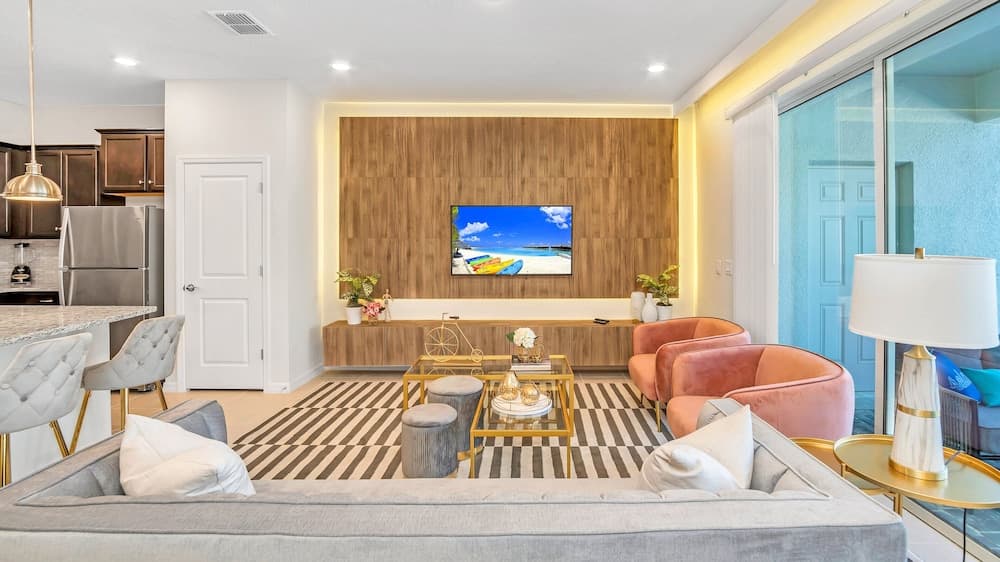 Windsor Townhome #266 - Image 3