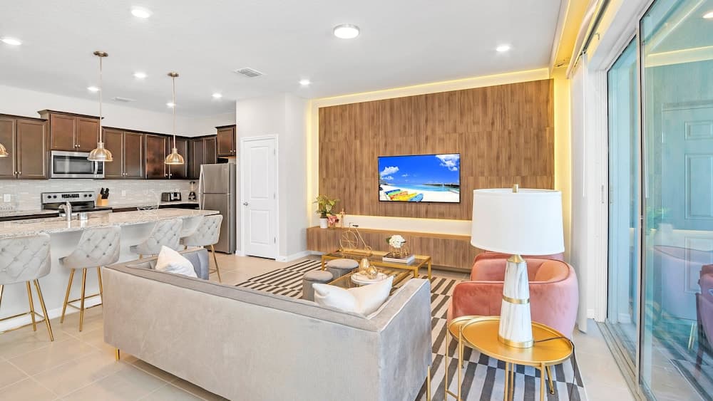 Windsor Townhome #266 - Image 4