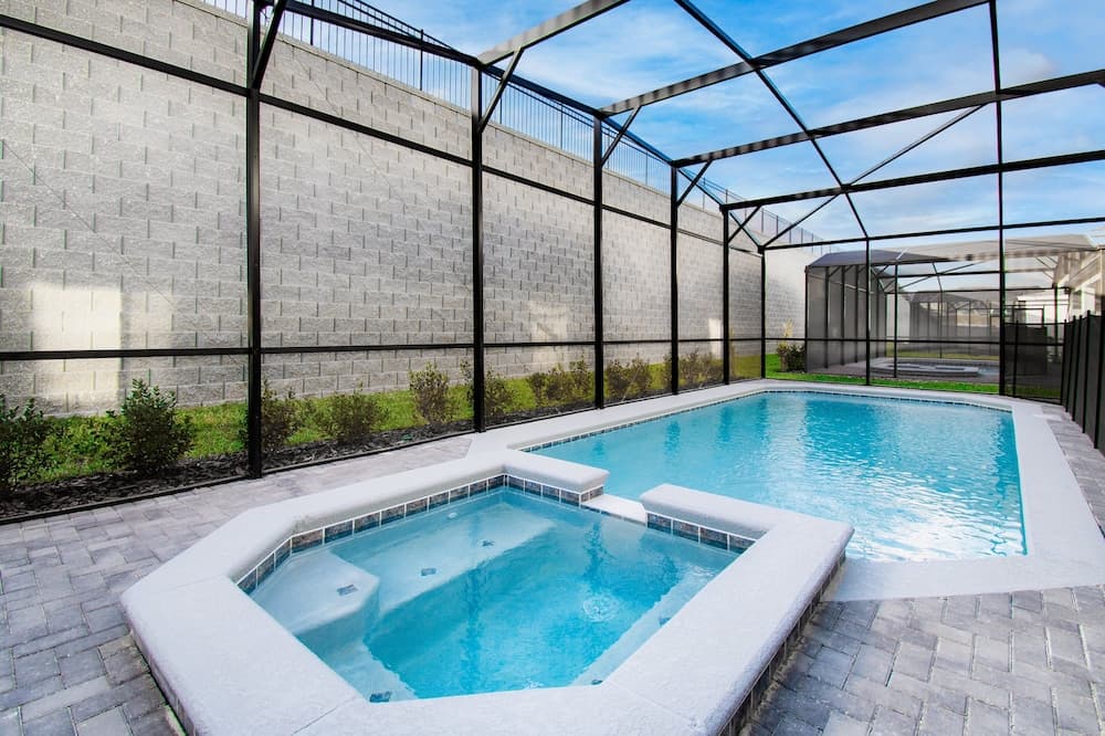 Force Villa #2276 - Image 2