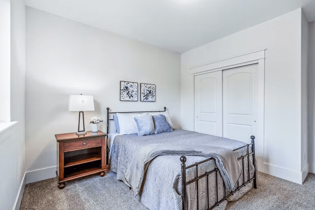 Classic Coeur d'Alene Estate - Image 20