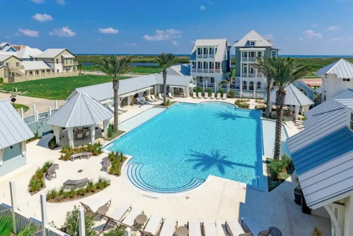 Fairway Sunsets - Image 49