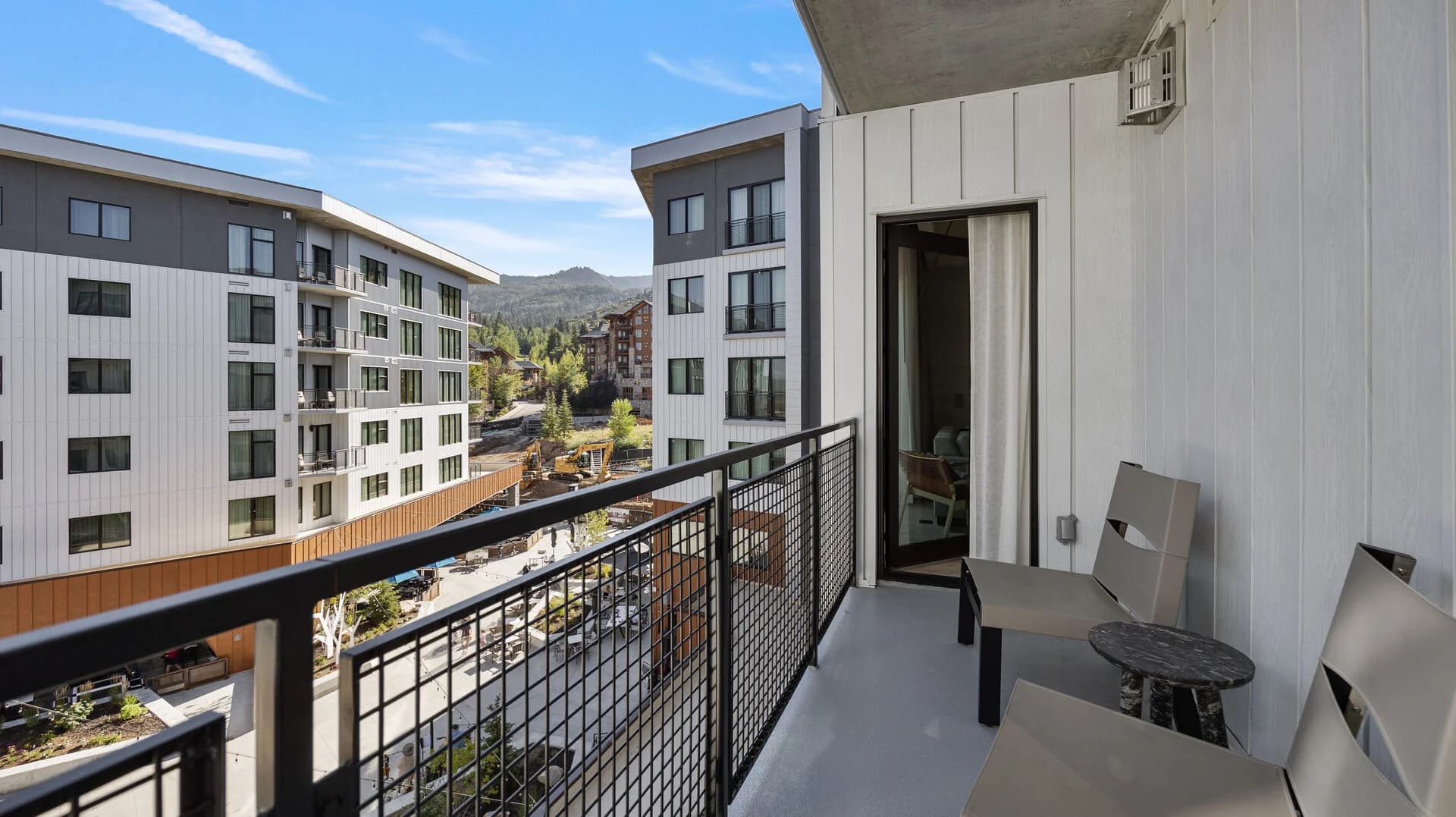 Pendry Residence #1408 - Image 2