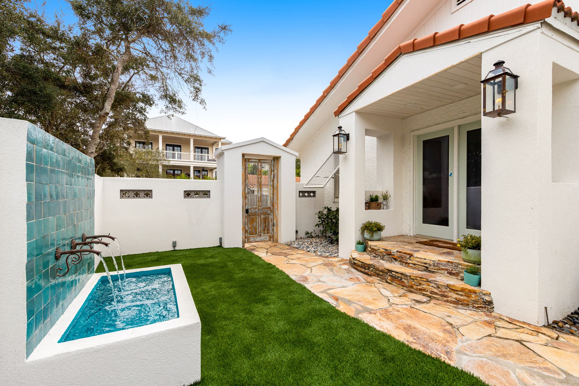 Seaview Hideaway House - Image 5